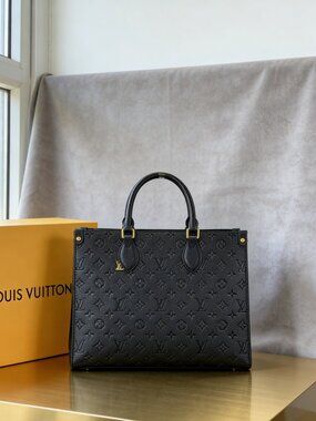 Louis Vuitton OnTheGo MM Bag